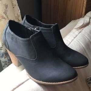 Dr. Scholls booties